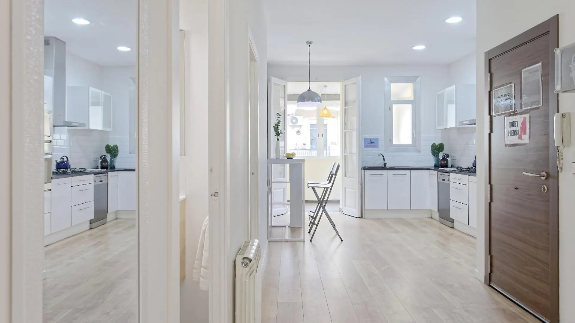 Central & Bright Apartment!! Barcelone Espagne